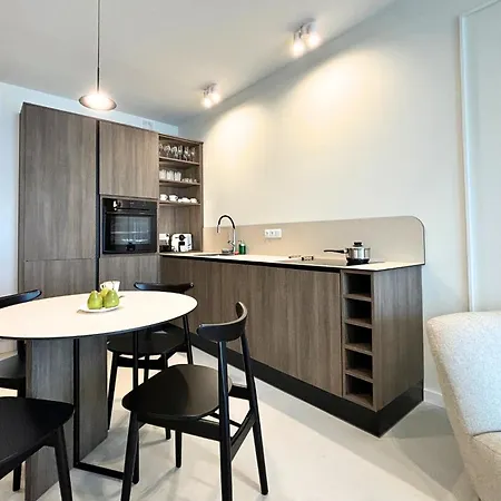 Apartamenty-wroc Park アパート *